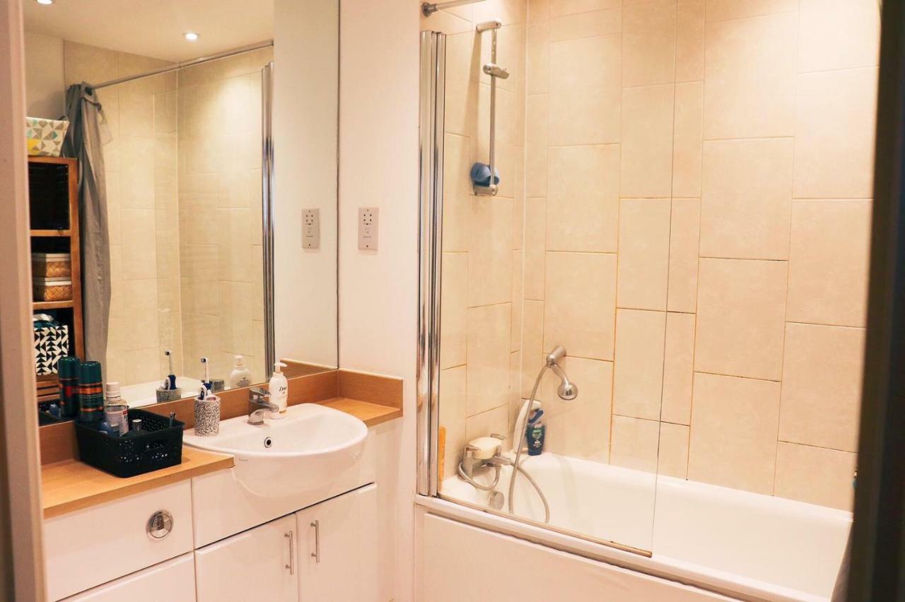 Premium Waterside Apartment London Exterior foto
